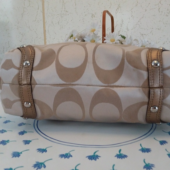 Coach Signature C Sateen Bag - M1076 - F15250 - Picture 6 of 8